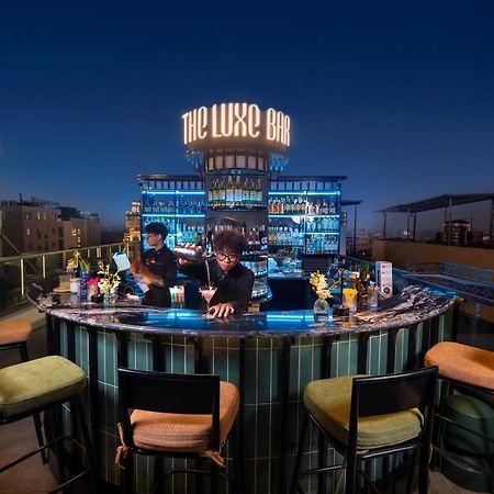 Le Premier Hotel & Rooftop Bar Ханой Экстерьер фото